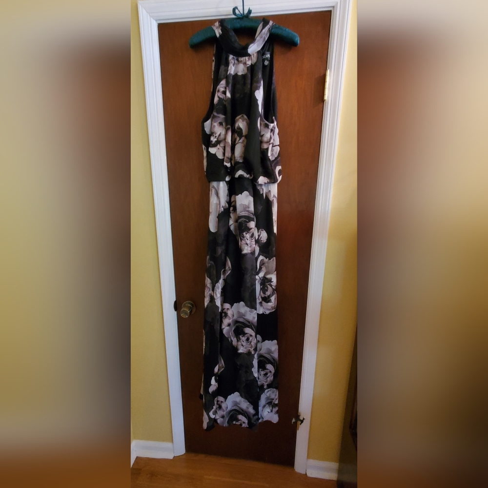 Xscape brand Ivory Black Tan and White floral formal dress size 12 NWT